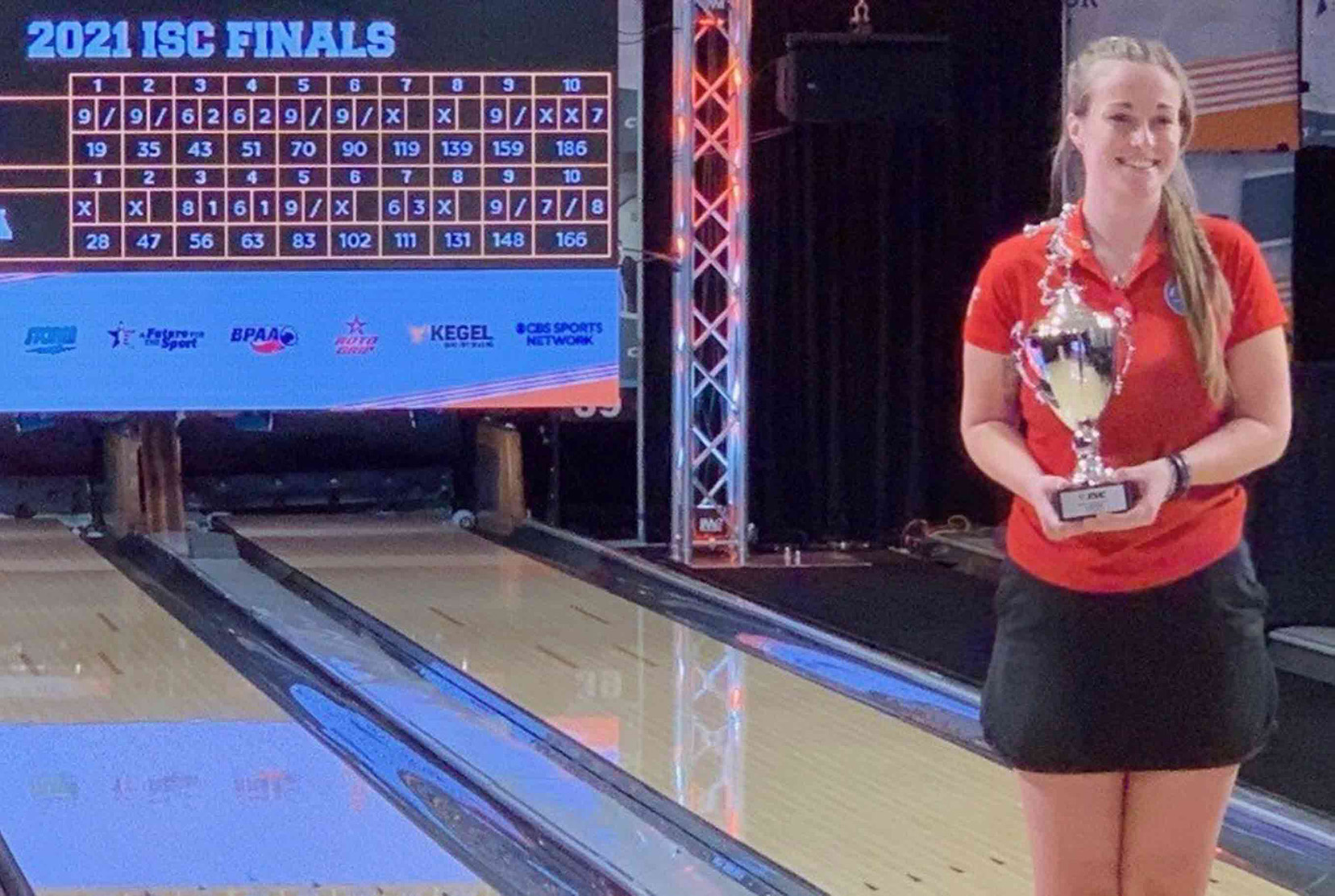 Katie Robb wins Intercollegiate U.S. Singles Bowling Championship