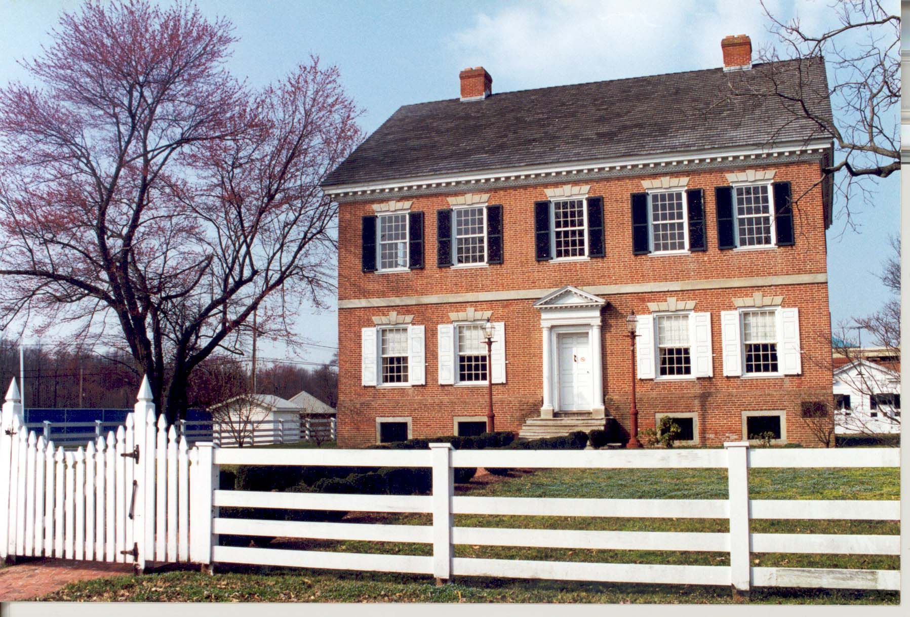 Loockerman Hall Receives Repair Grant