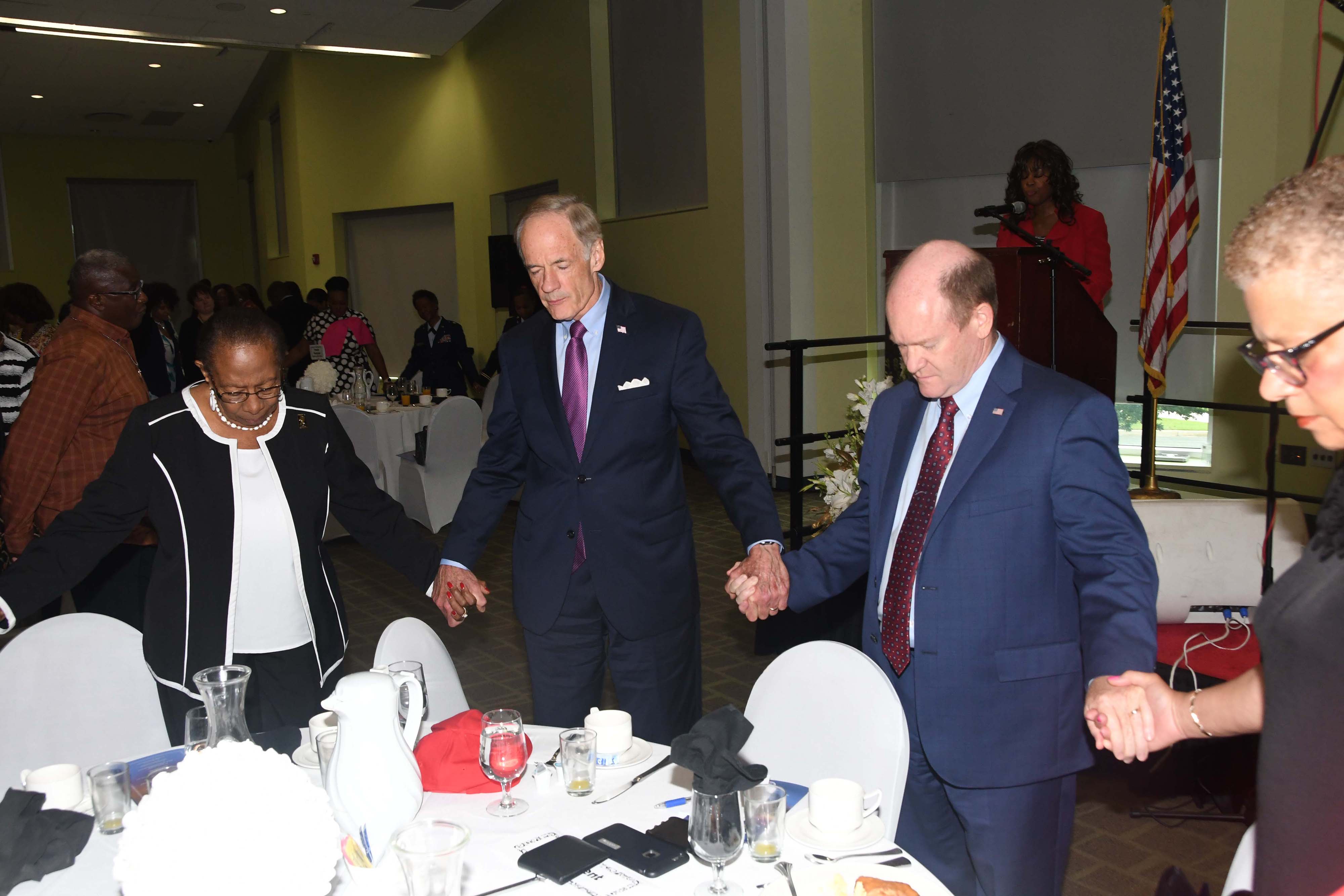 President's Prayer Breakfast, article and photos