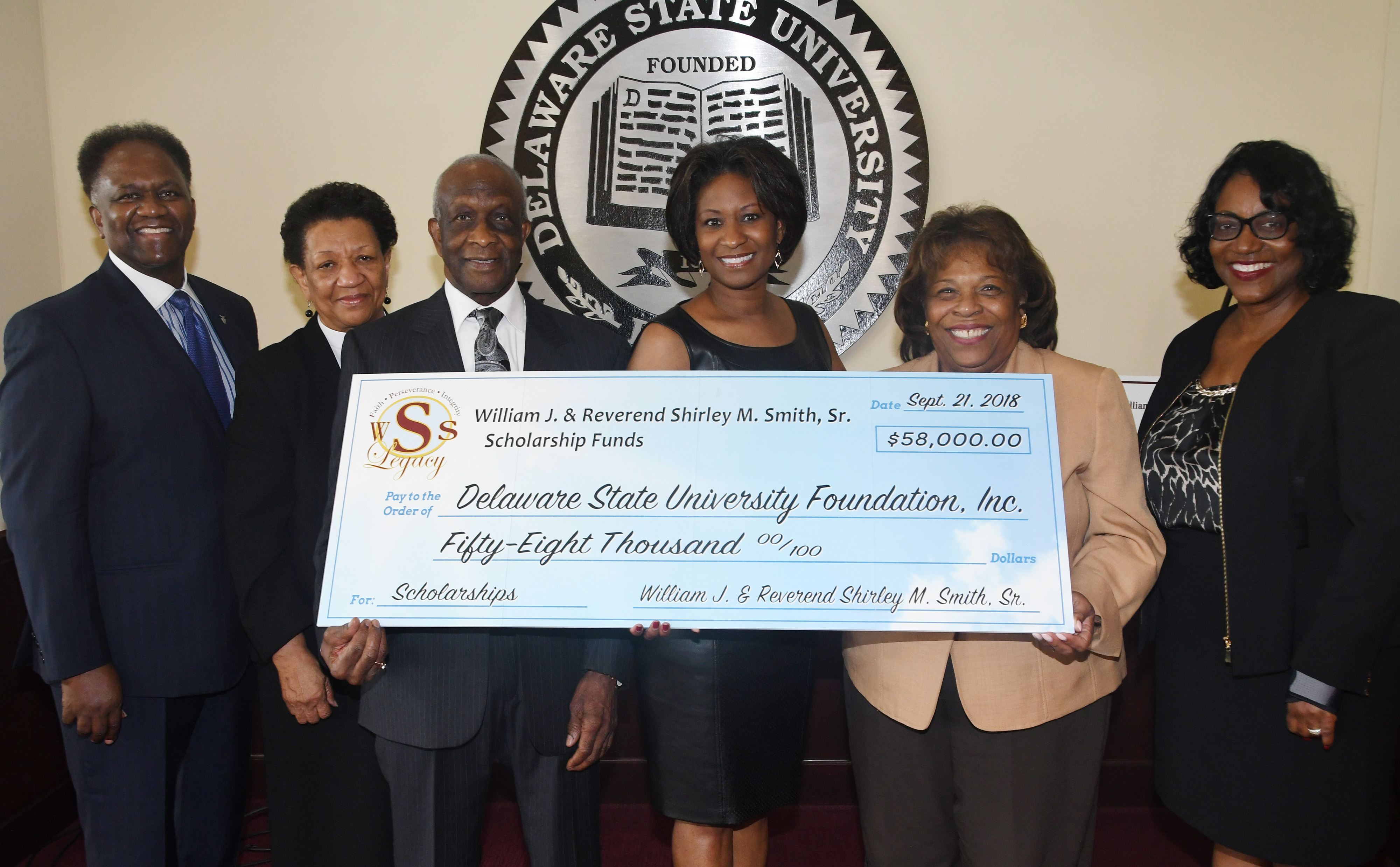 Smiths donate $58,000 for scholarships