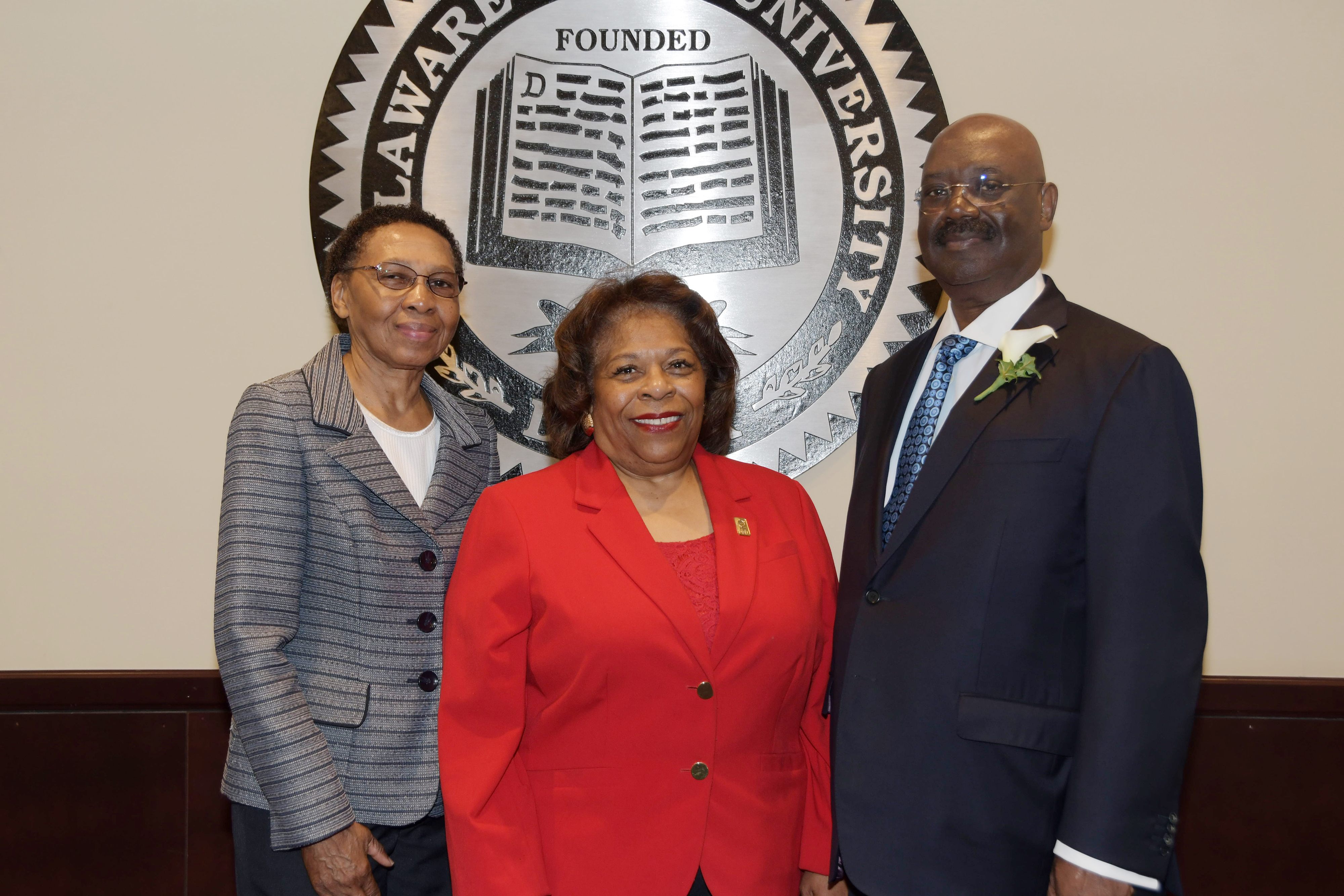 Bennie & Shirley Smith add $20,000 to scholarship endowment