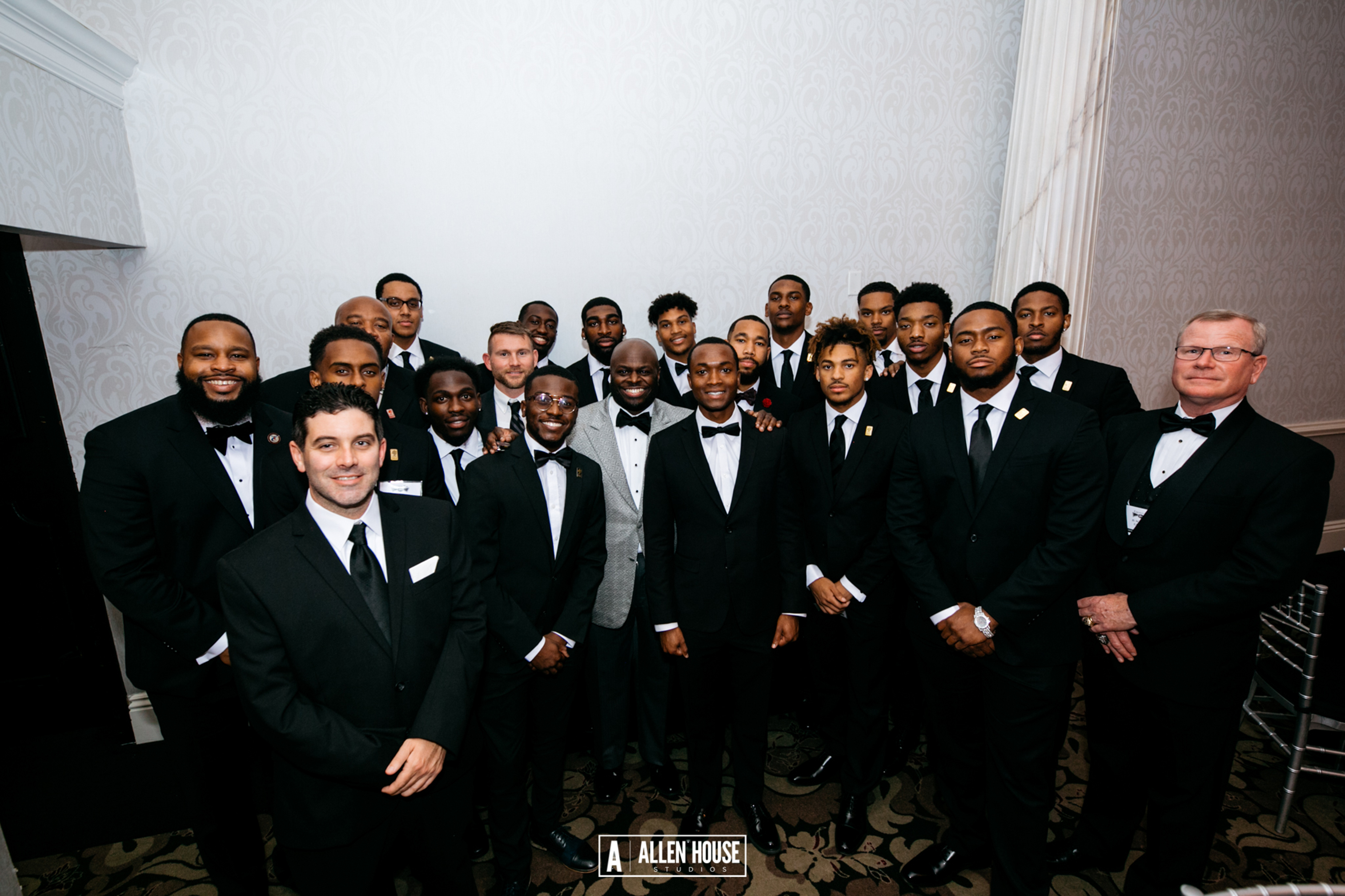 DSU attends Ebony Black Tie Affair