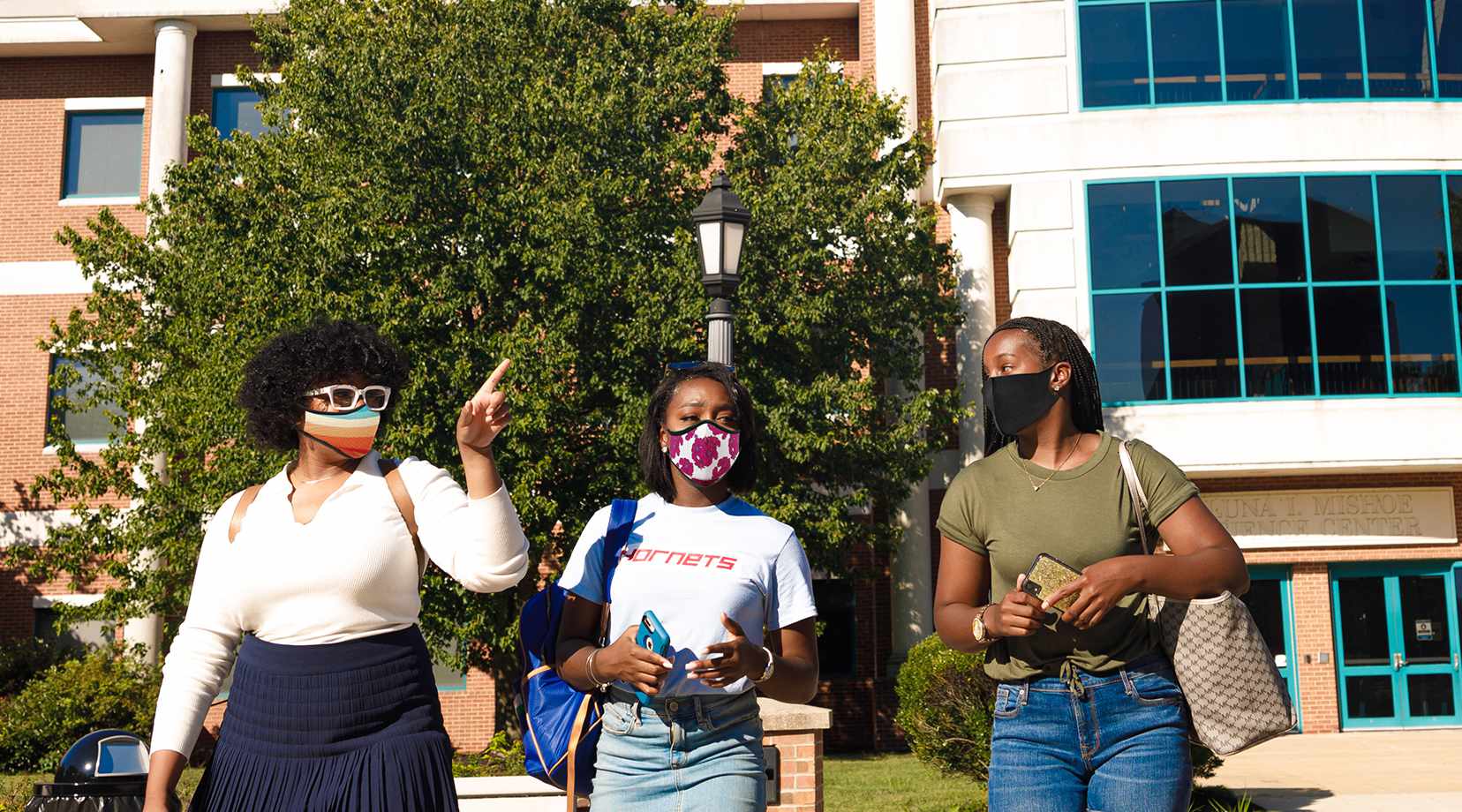 Message as semester begins: Wear masks in public spaces