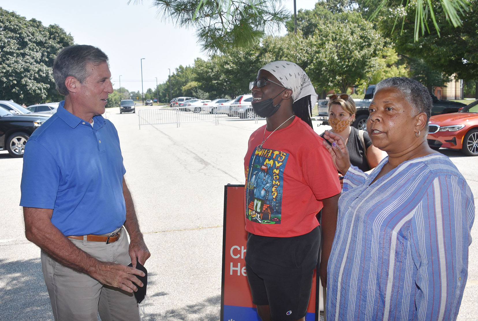 Gov. Carney visit Del State vaccination site