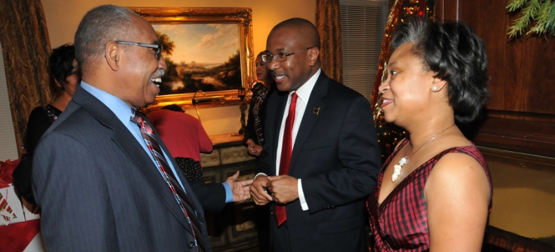 President & 1st Lady's Holiday Open House -- Photo Slideshow