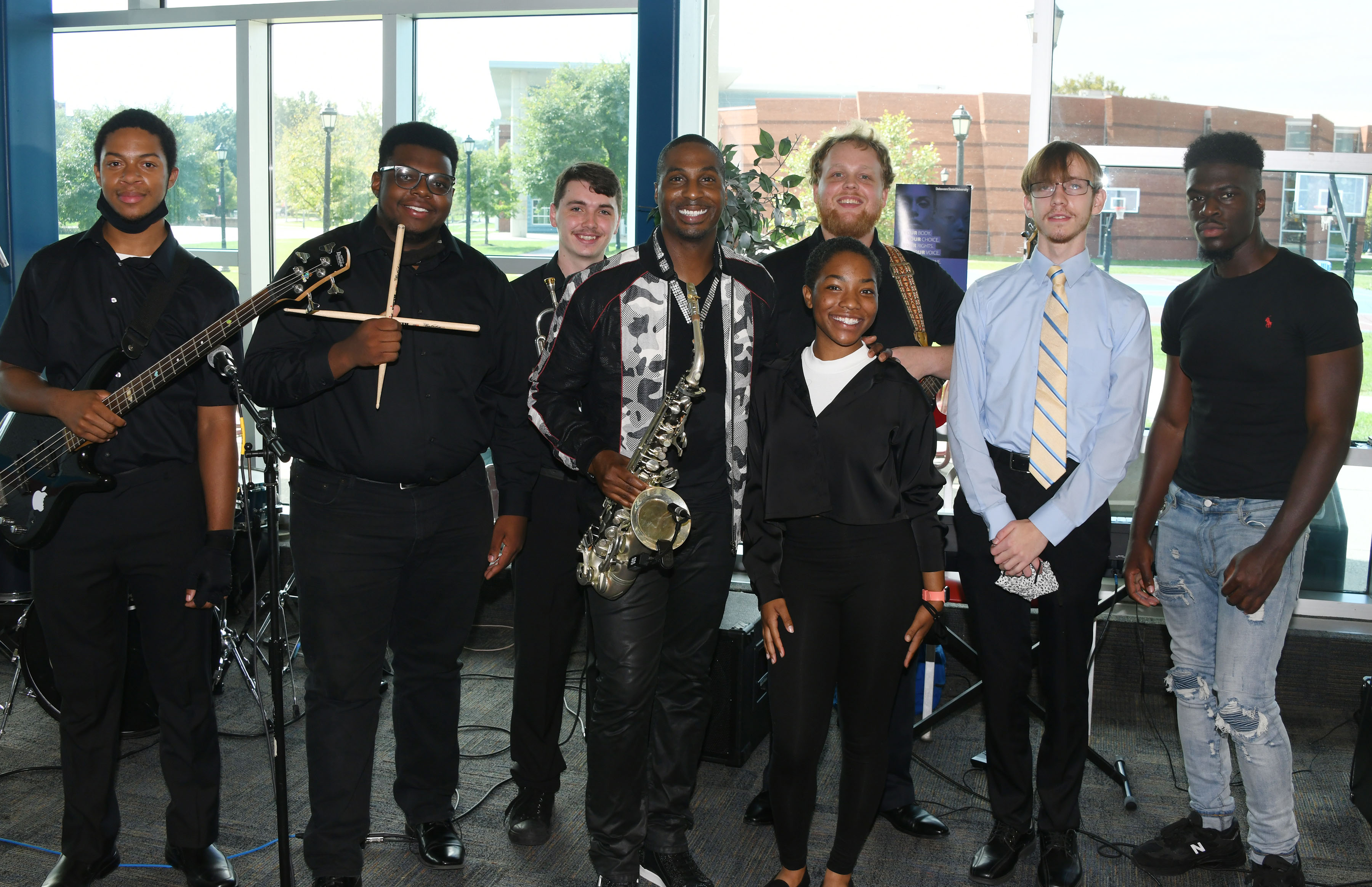 Renowned saxophonist Eric Darius performs with Del State musicians