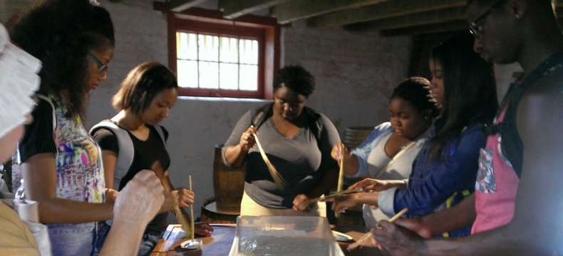 DSU Jumpstart Freshmen Work Project With Local Museums