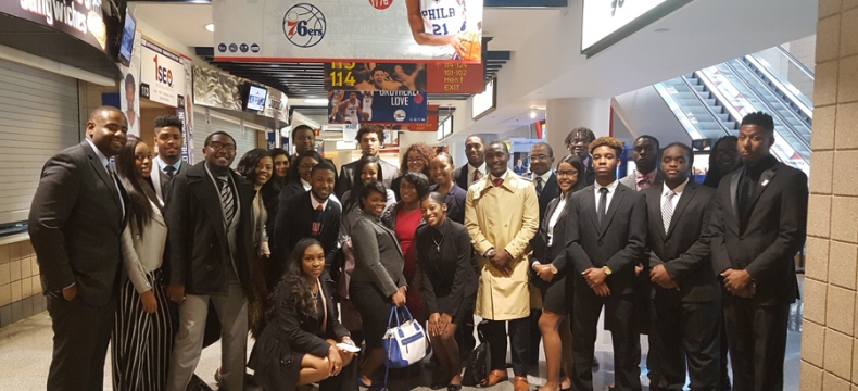 Sports Management Majors Hear Industry Execs in Philly