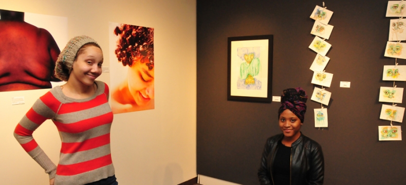 Senior Capstone Exhibtion in Art Center/Gallery